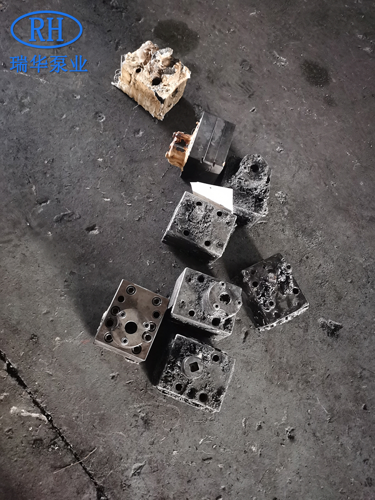 短纖(xian)計量泵(bèng)維修